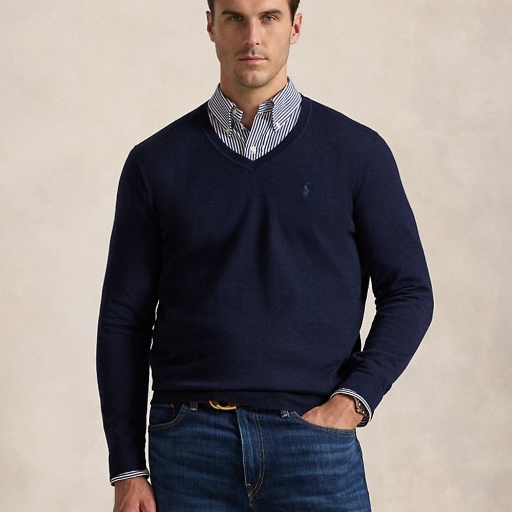 Ralph Lauren Men's Deep Blue V-Neck Sweater